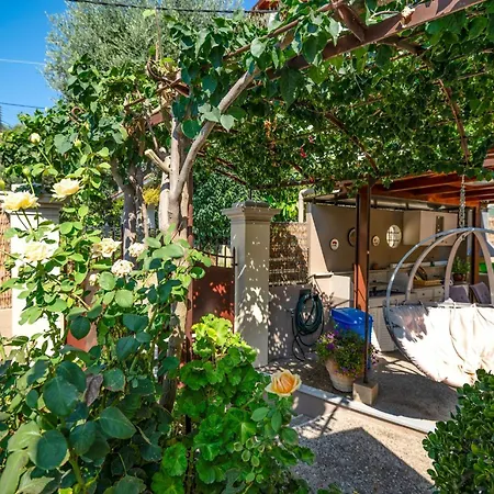 Kadith Agios Gordios Case de vacanță