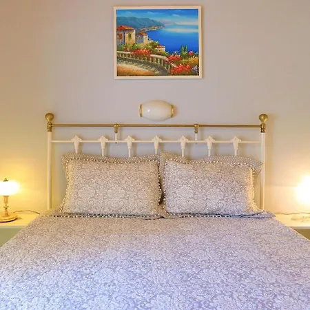 Kadith Agios Gordios Tatil Evi
