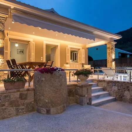 Σπίτι διακοπών Kadith Agios Gordios *