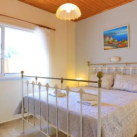 Kadith Agios Gordios Hébergement de vacances *